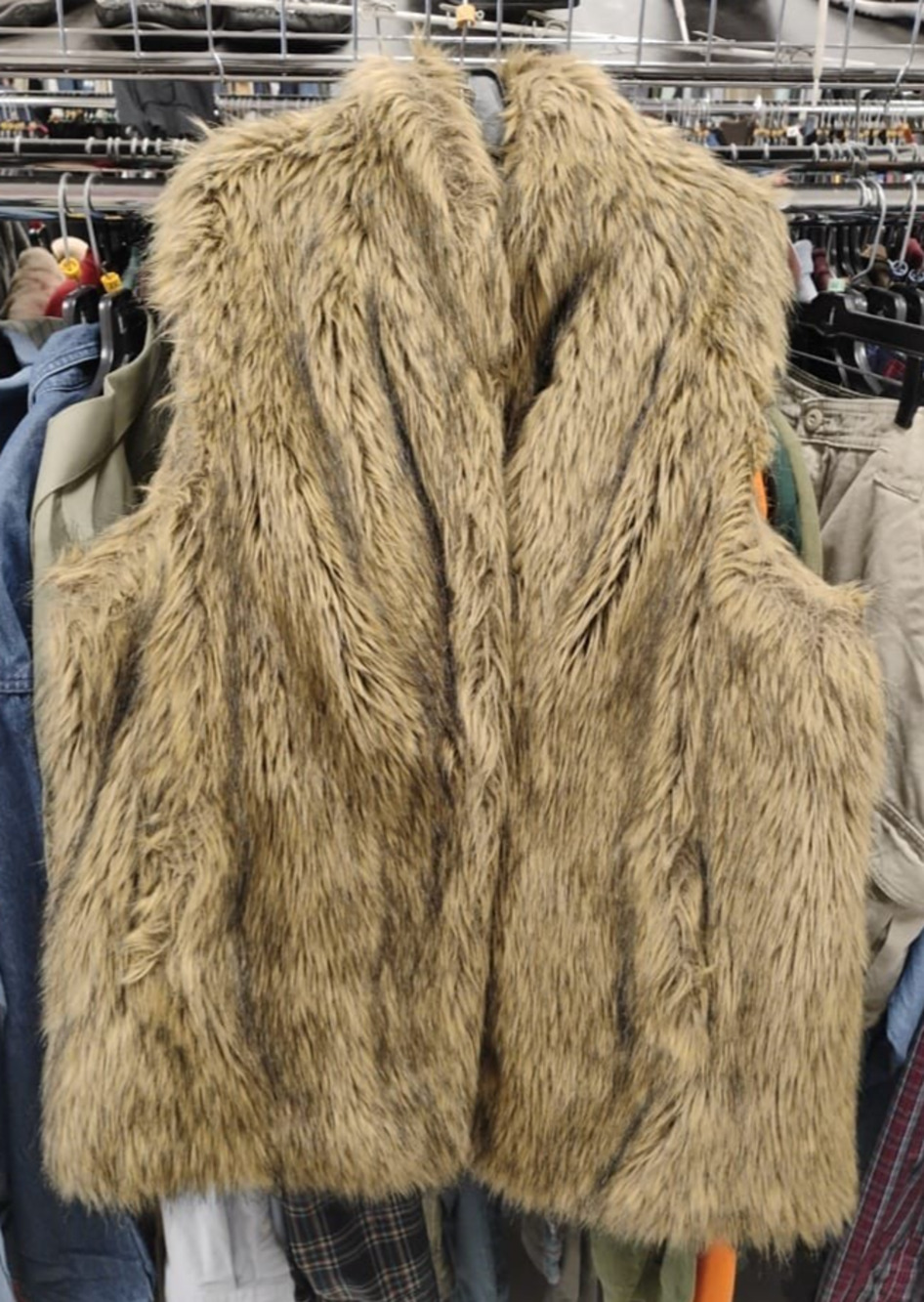 Pamela McCoy Vest Brown Multi Faux Fur Collared hook Front Pockets Lined Size L